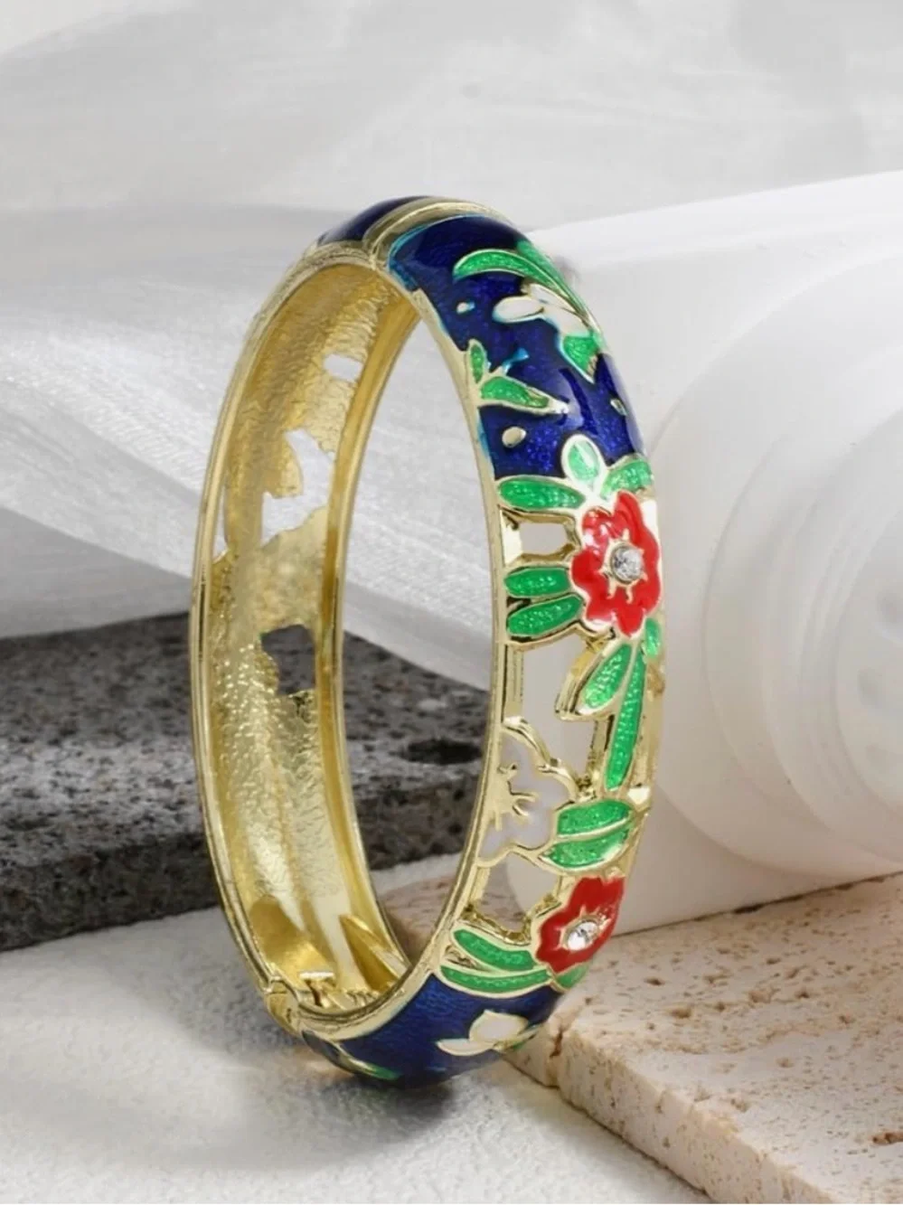 Hand painted vintageGold-Tone Floral Bangle Bracelet in Blue, Red & Green